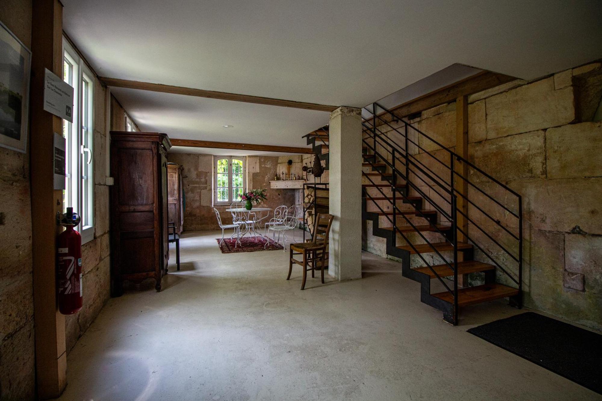Le Gue Renard-Un Balcon Sur La Charente Villa Jarnac Exterior photo