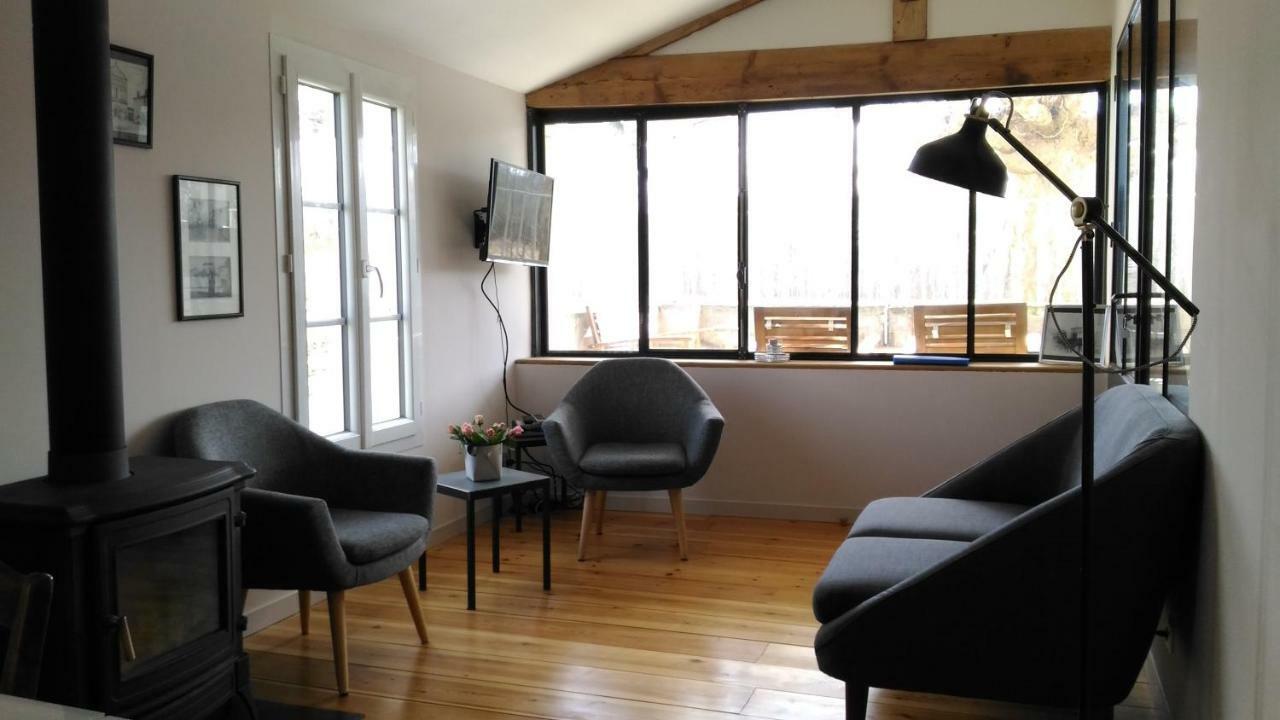 Le Gue Renard-Un Balcon Sur La Charente Villa Jarnac Exterior photo