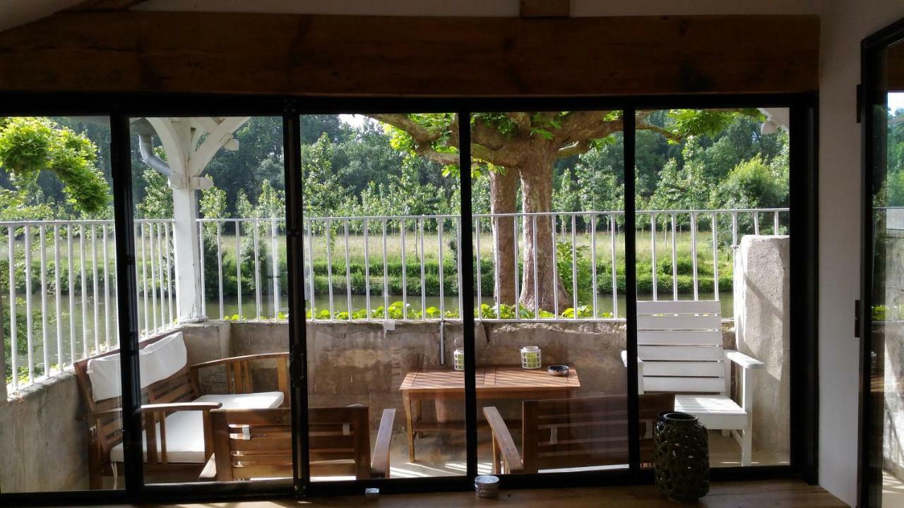 Le Gue Renard-Un Balcon Sur La Charente Villa Jarnac Exterior photo